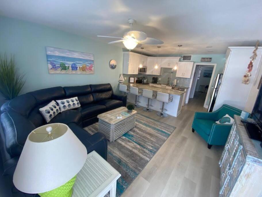 Beachfront Condo On Quiet Treasure Island- 1 Bed St. Pete Beach Ngoại thất bức ảnh