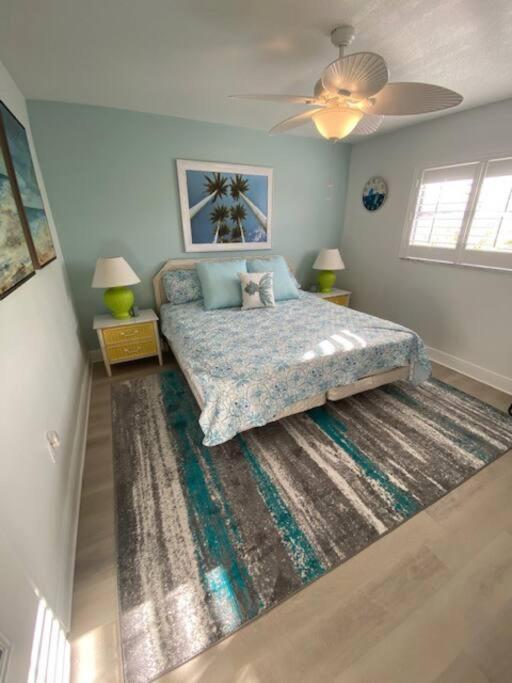 Beachfront Condo On Quiet Treasure Island- 1 Bed St. Pete Beach Ngoại thất bức ảnh