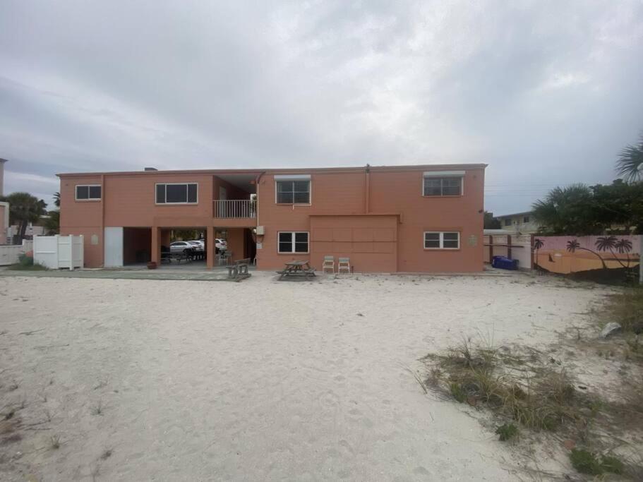 Beachfront Condo On Quiet Treasure Island- 1 Bed St. Pete Beach Ngoại thất bức ảnh