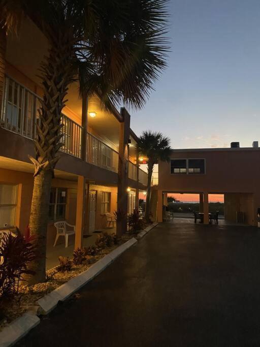Beachfront Condo On Quiet Treasure Island- 1 Bed St. Pete Beach Ngoại thất bức ảnh
